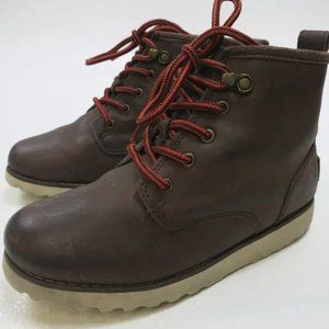 UGG Australia Leather Big Kids Maple Boots Mahogany Insulated Footwear Boots 2